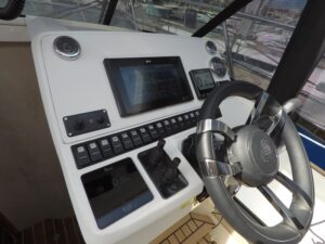 2025 Marex 330 motor yacht for sale - Marex 330 Scandinavia