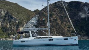 Beneteau Oceanis 41.1 for sale 2018 - photo 2